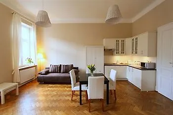 Antique Apartments Studencka 8 Street Krakow 3*,